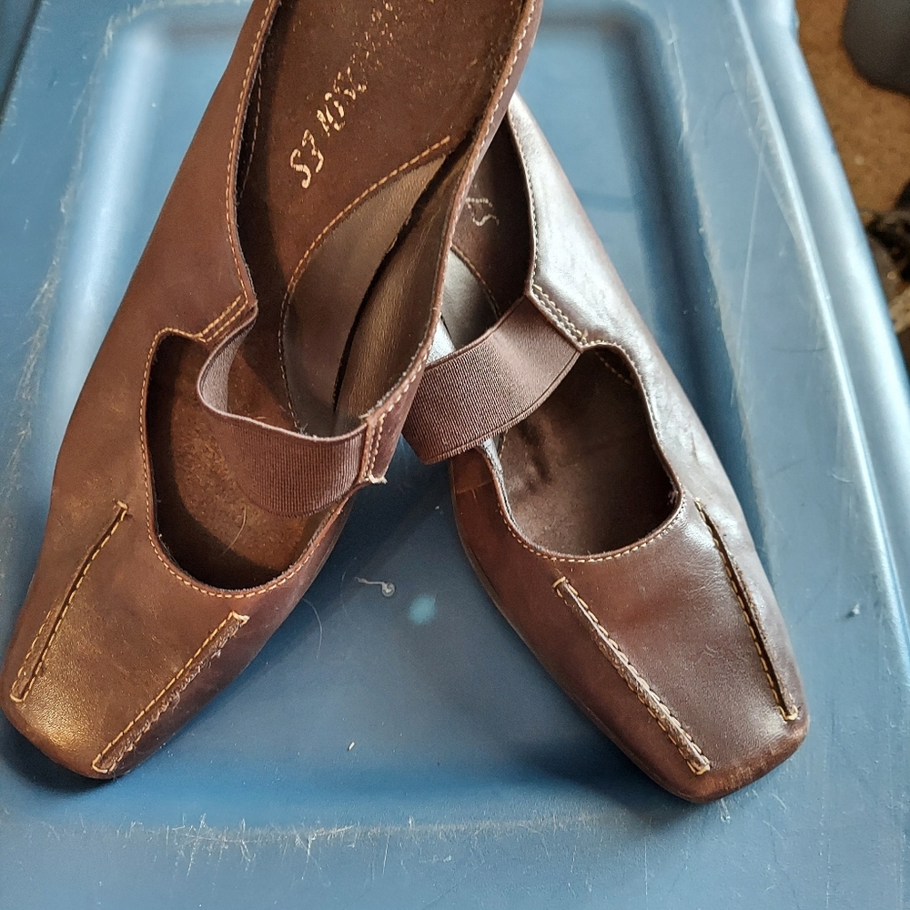 Women's slip on Brown Leather shoes